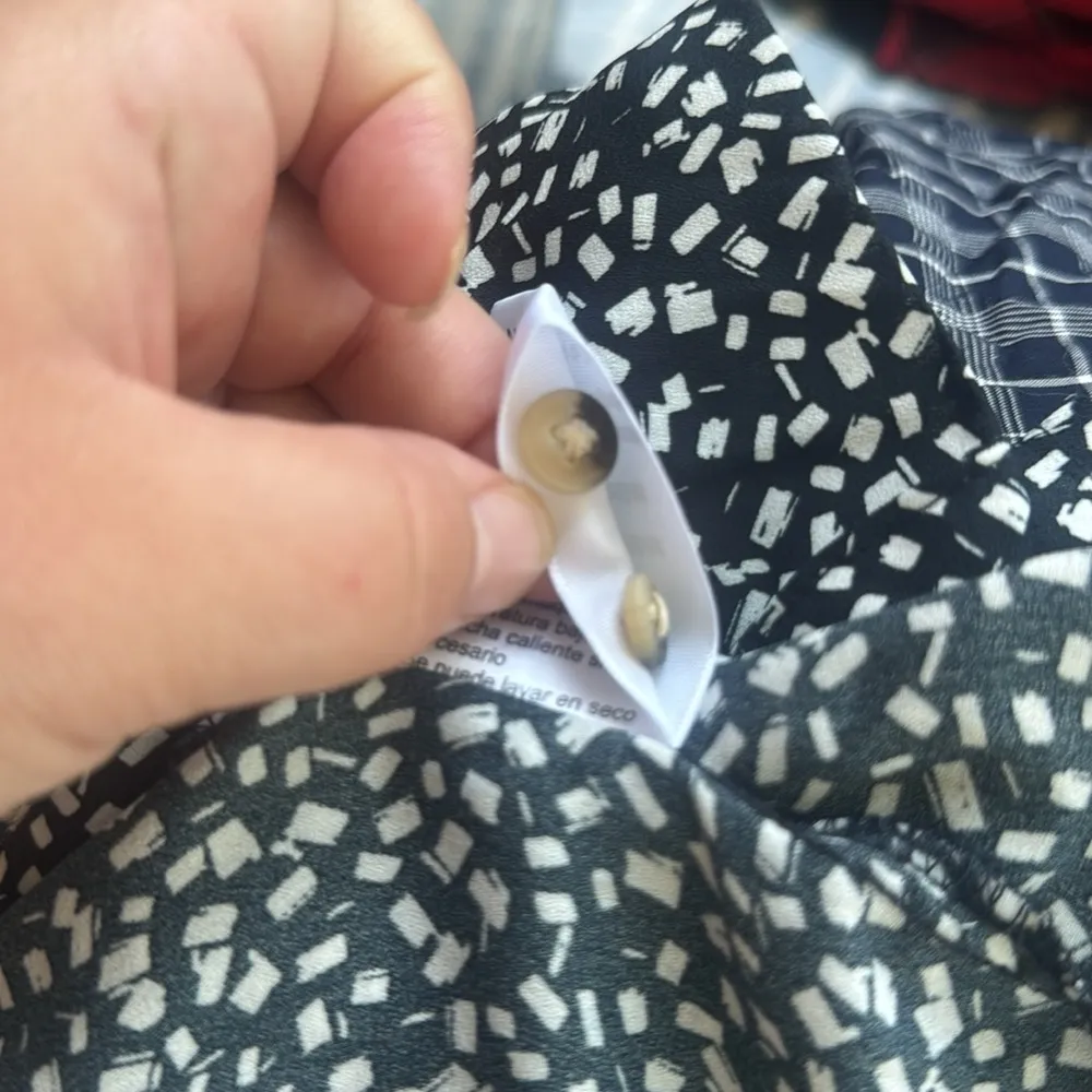 Jach’s Girlfriend 3/4 Sleeve Polka Fit Blouse Black White Medium - Image 10