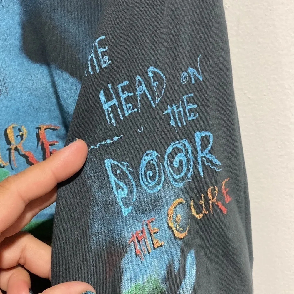 Daydreamer The Cure tee NEW long sleeve sold out‎ soft gray xs graphic t - Image 3