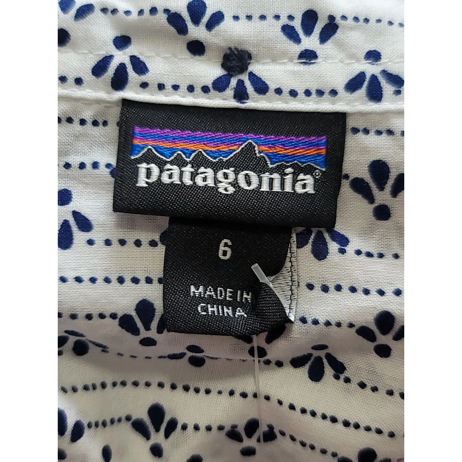 Patagonia Button Up Shirt Women's Size 6 White Blue Organic Cotton Long Sleeve - Image 14