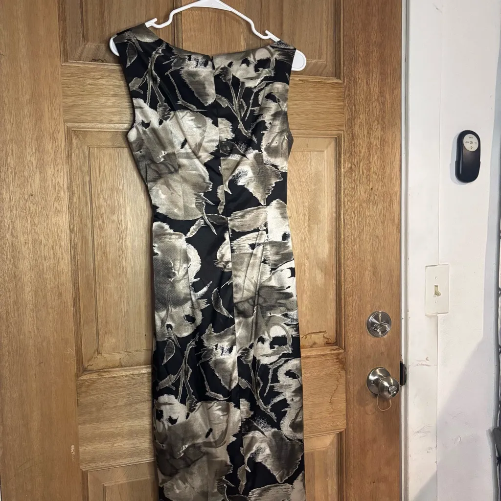 Maggy London women’s floral Black and‎ Cream Dress size 8 - Image 8