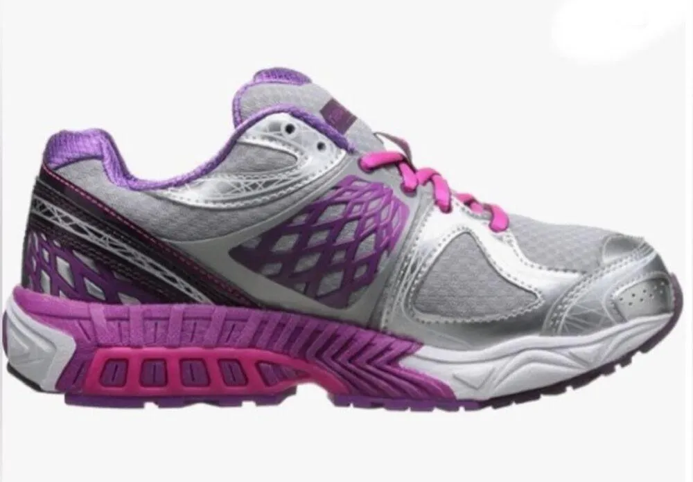New Balance Women's W1340v2 Optimum Control Running Shoe - Image 2