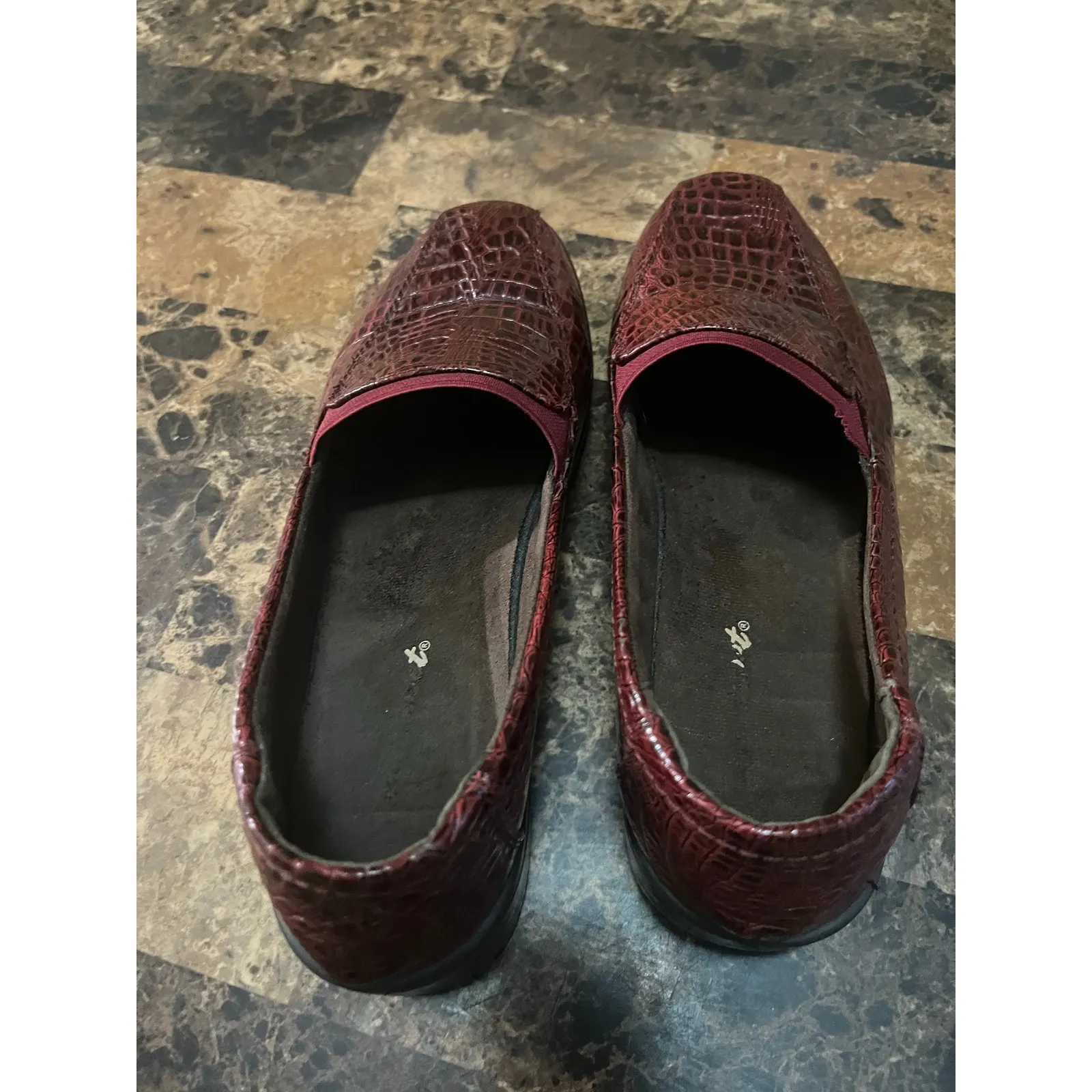 Easy Street Patent Leather Crocodile Flats Loafers Slip-On Shoe - Image 2