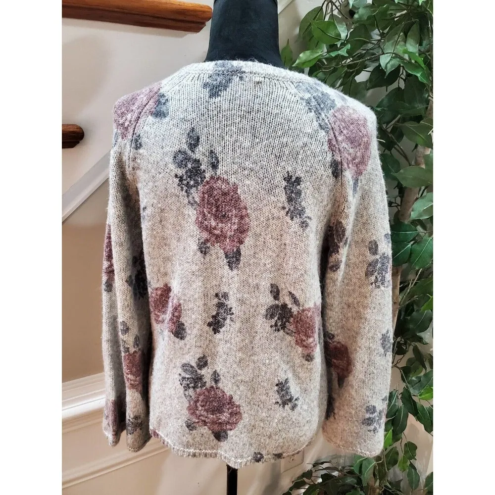 Lucky Brand Women Gray Floral Cotton Round Neck Long Sleeve Pullover Sweater M - Image 6