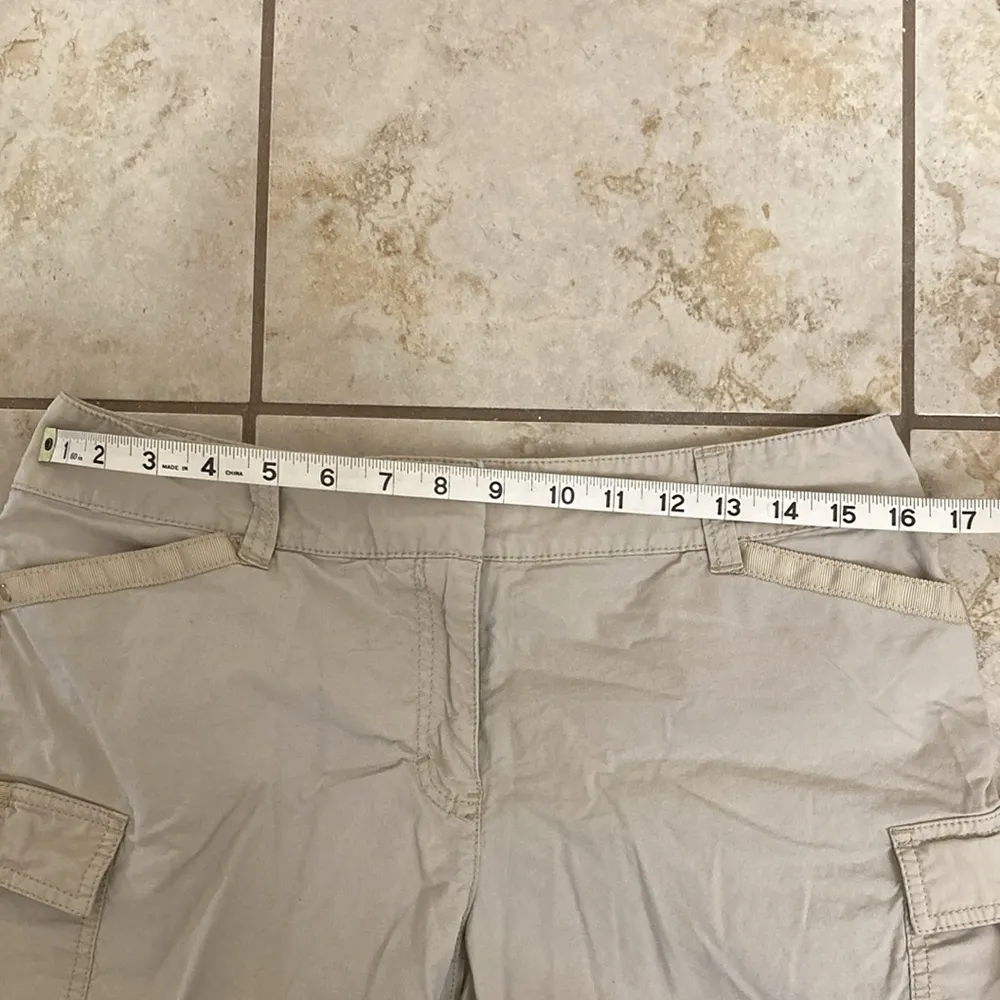 White House Black Market Khaki Cargo Shorts - Image 6