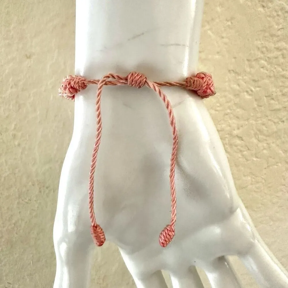 Hello Kitty macrame adjustable bracelet Pink - Image 2
