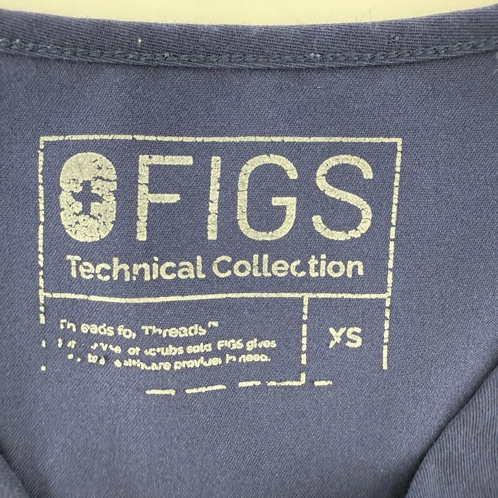 FIGS Catarina One-Pocket Scrub Top Shirt Navy Blue Women XS V-Neck Nurse FW1000 - Image 5