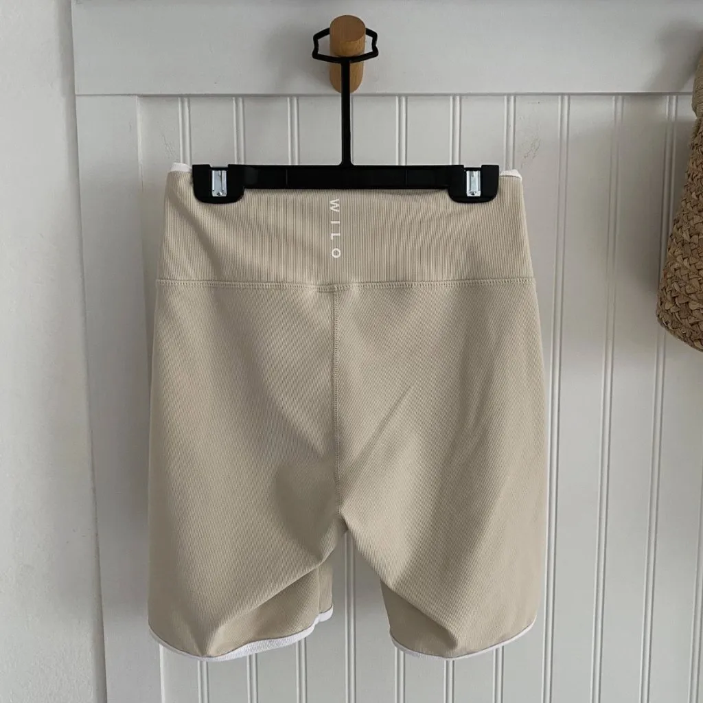 WILO the Label Womens XS Clay Biker Workout Shorts Ribbed High Waist Activewear Tan - Image 2