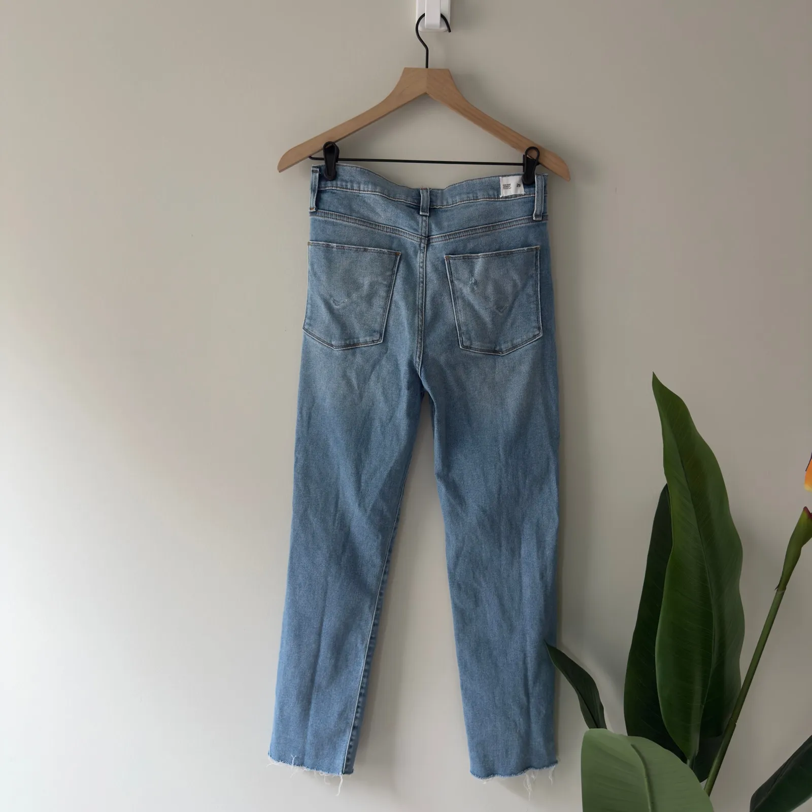 Hudson High Rise Zoeey Straight Crop Jeans raw hem distressed knees zip pockets - Image 2