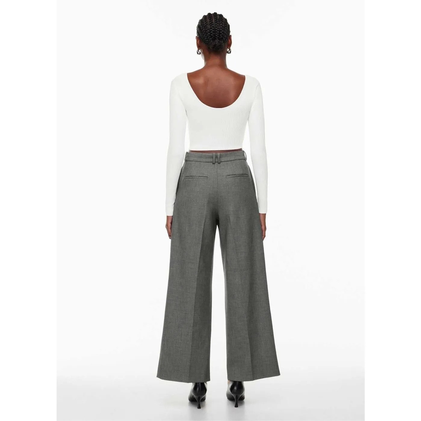 ✨Babaton Sculpt Knit Scoopneck White Longsleeve Sz Small Top✨ - Image 5