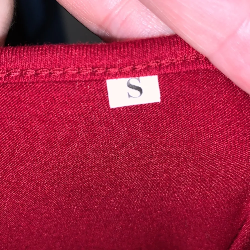 Amazon  Red stretchy pleated long sleeve midi dress - Image 7