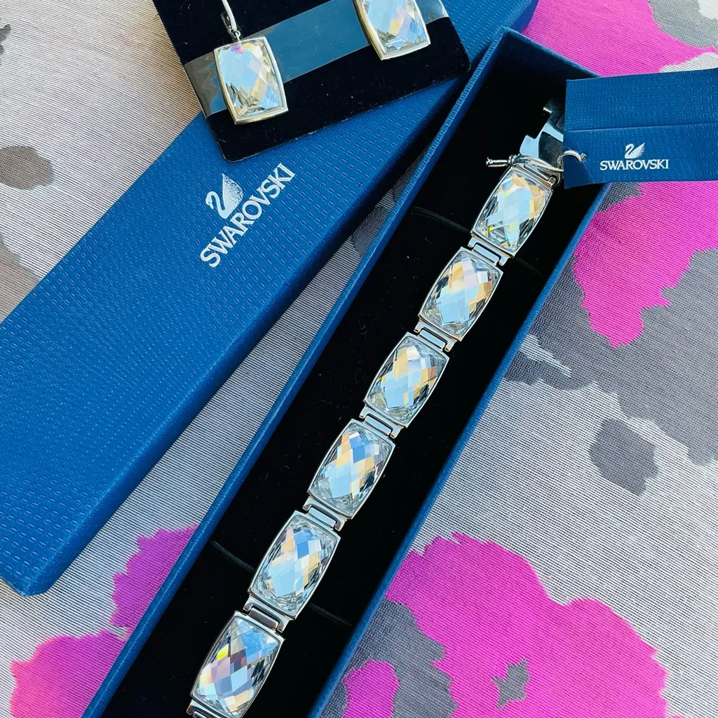 Authentic Swarovski Jewelry Set🌟BEAUTIFUL 💗 - Image 3
