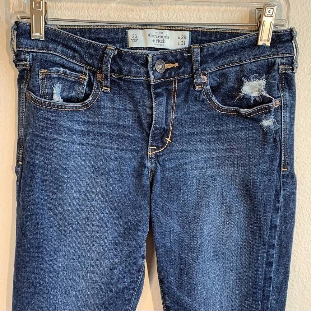 Abercrombie & Fitch Low Rise Distressed Bootcut Jeans Women’s Size: 26 - Image 2