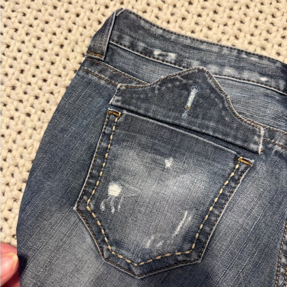 Guess Blue FLIRTY Distressed Jean Shorts 29 - Image 8