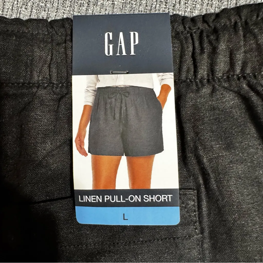 Gap Women’s Linen Blend Pull On Shorts - Image 2