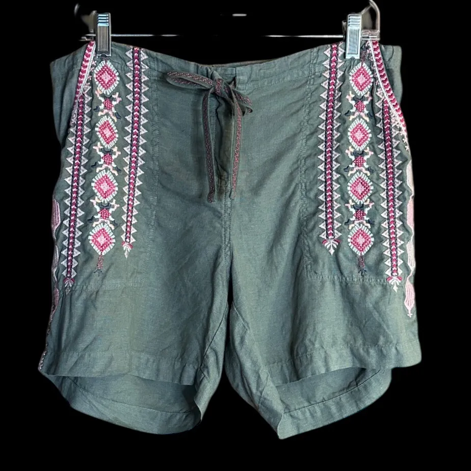 Johnny Was Sabriya Embroidered Green Linen Women's Cargo Shorts w/Pockets - Image 3