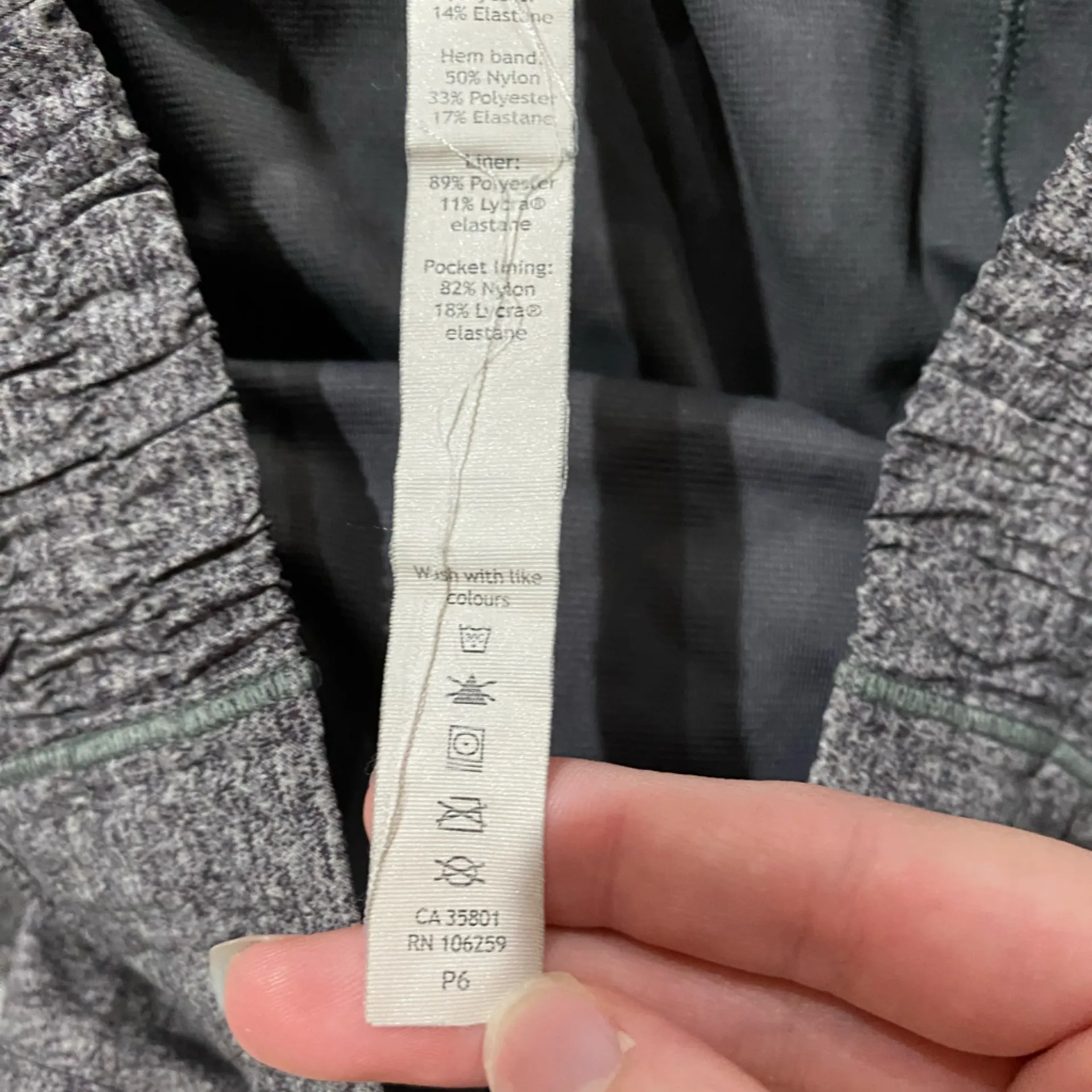 Lululemon shorts size 6 regular dark grey - Image 4