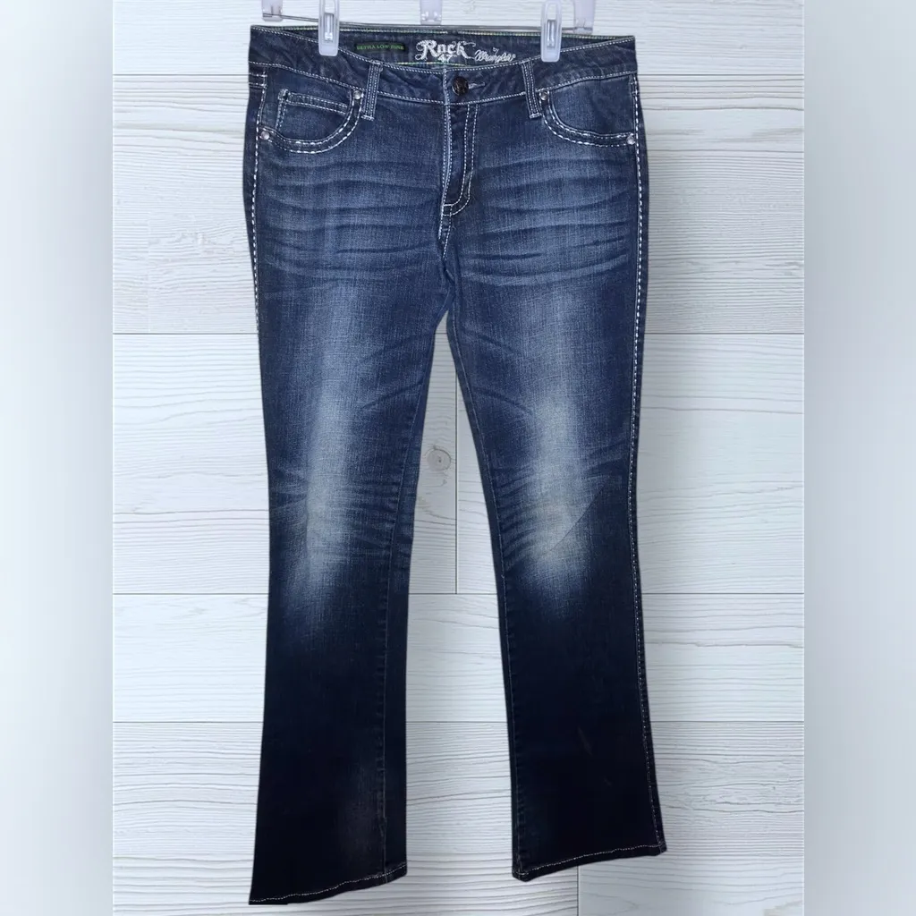 WRANGLER ROCK 47 Women’s Zebra Embroidered Ultra Low Rise Bootcut Jeans Blue Size 30 - Image 3