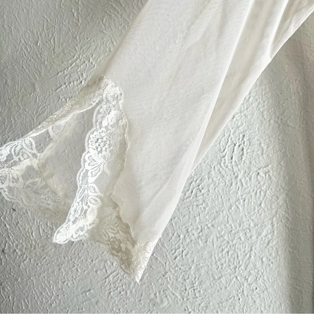 Vintage Frederick’s of Hollywood Sheer Lace Robe L/XL Bridal White - Image 3