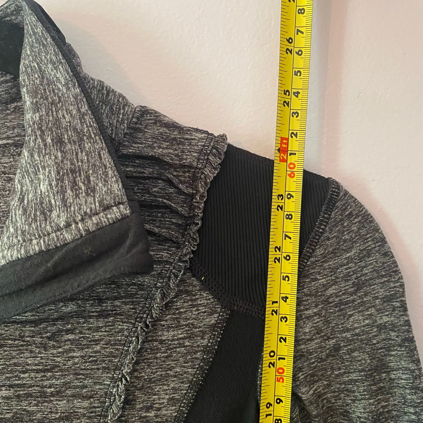 Lululemon Gray Black Quarter Zip Run Your Heart Out Pullover Women's size 2 - Image 9