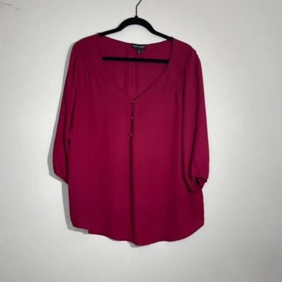 About A Girl Burgundy V Neck Relaxed Blouse Size 1X - Image 4