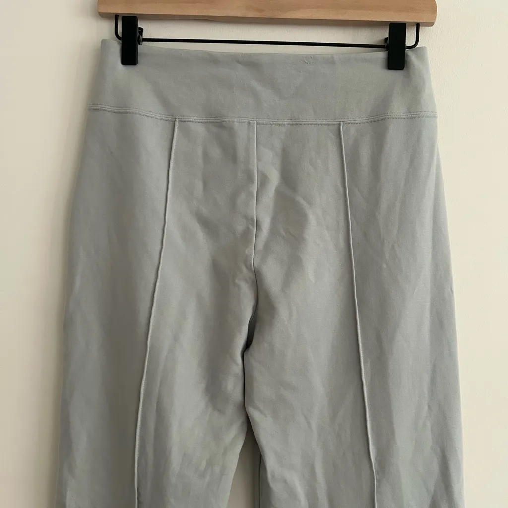 Athleta Eastbound Wide Leg Pant Women’s 2 Grey Zip Pockets Pants Elastic Waist - Image 8