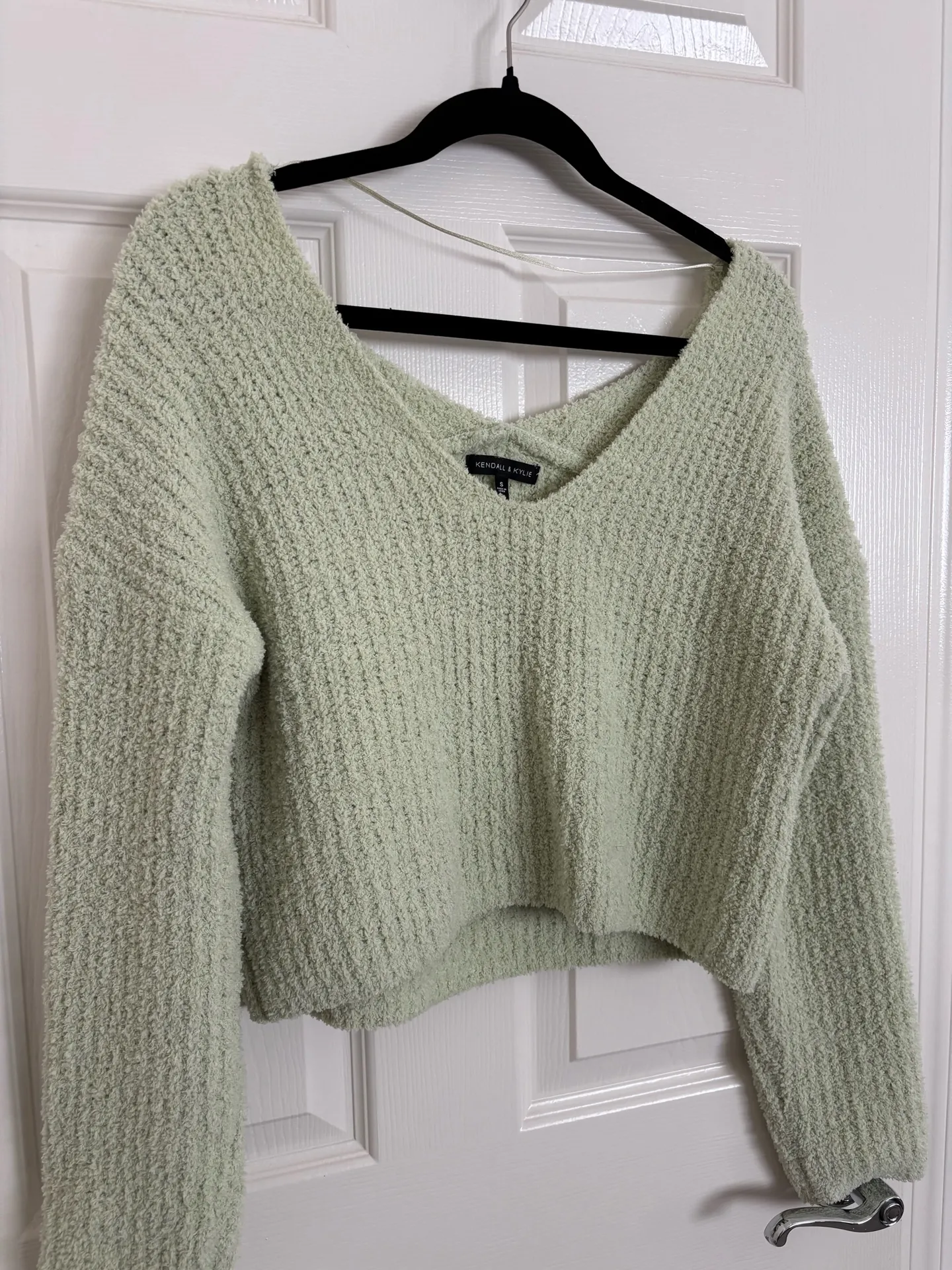 Kendall + Kylie Mint Green Knit Soft V Neck Cropped Sweater - Image 2