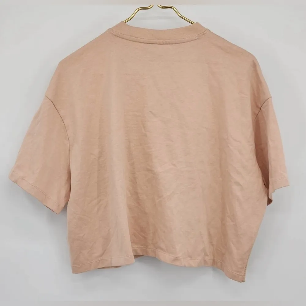 Nike Women's Peach Cropped Short Sleeve Active Tee Shirt Size XXL - Image 4