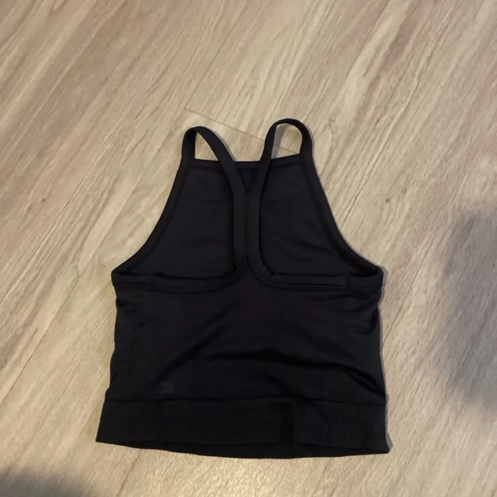 Athletic Black  Crop Top - Image 2