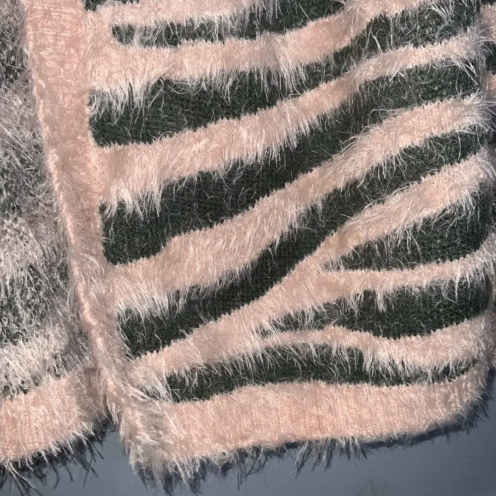 Dusty Rose & Gray Zebra Striped Eyelash Super Soft Cardigan PM - Image 7
