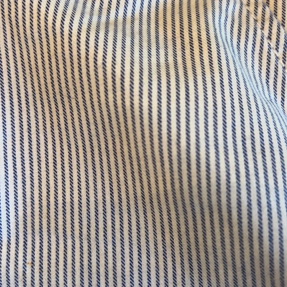 Blue and White Striped Perfect Stretch Shorts Size 4 - Image 6