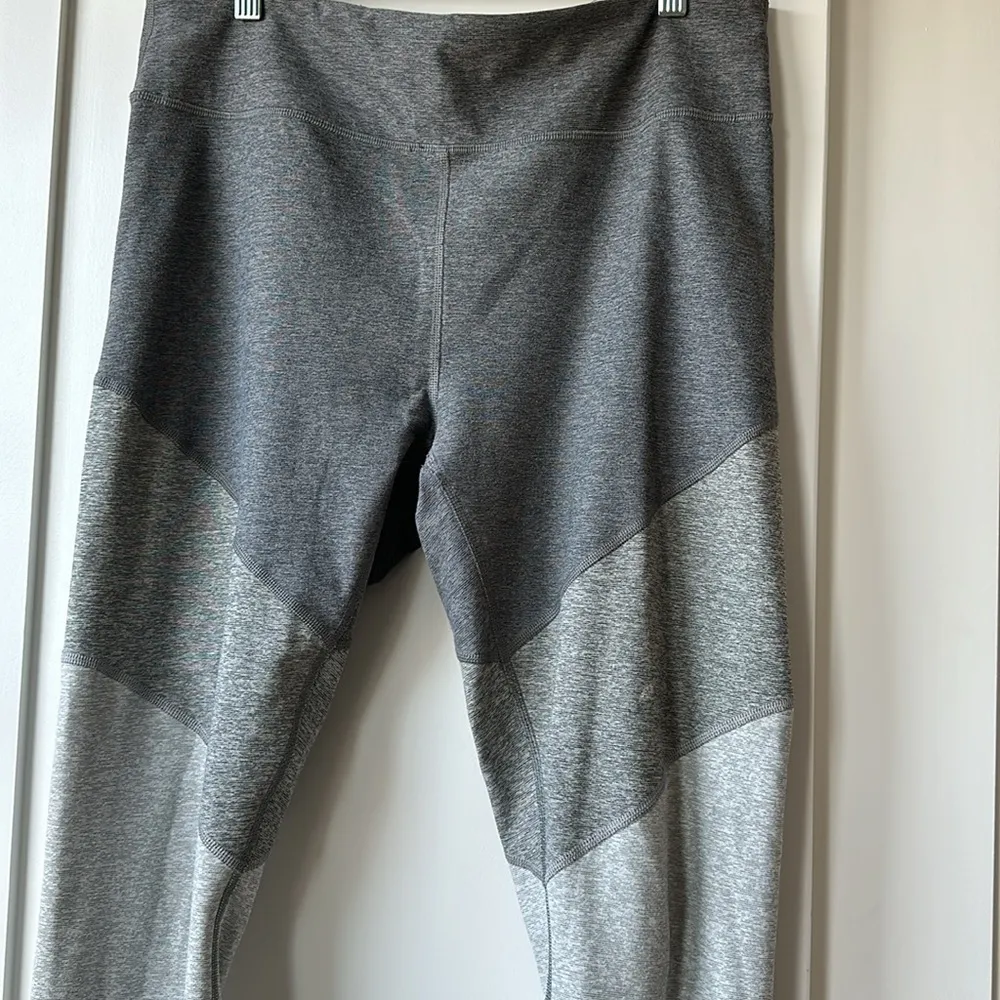 Outdoor Voices Springs 7/8 Legging‎ Size Large Colorblock - Image 7