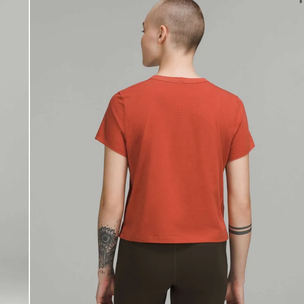 Lululemon short sleeve crew tee Classic-Fit Cotton T-Shirt Red Rock rust brick - Image 5