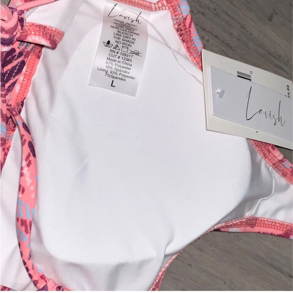 Lavish Pink Geometric Print Women's Bralette Criss Cross Bikini Swim Top L NWT - Image 4