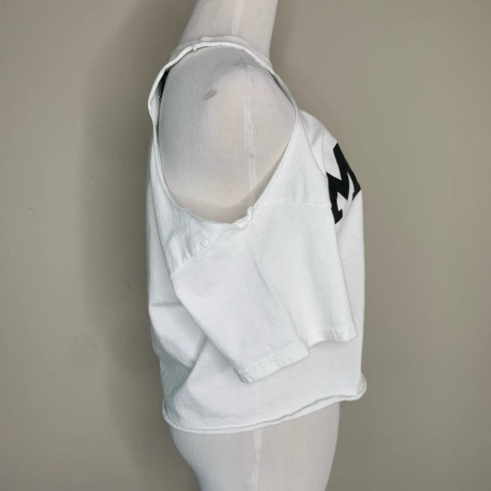 Mizzou White T Cold Shoulder T Shirt Sz Medium - Image 5