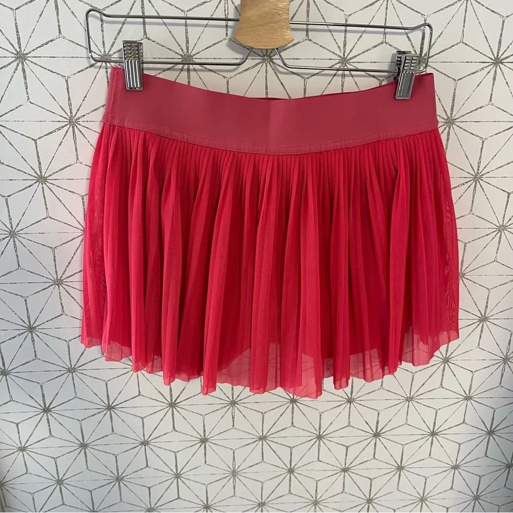 Lululemon Mesh Pleats Mid-Rise Mini Tennis Skirt
Lip Gloss - Image 10