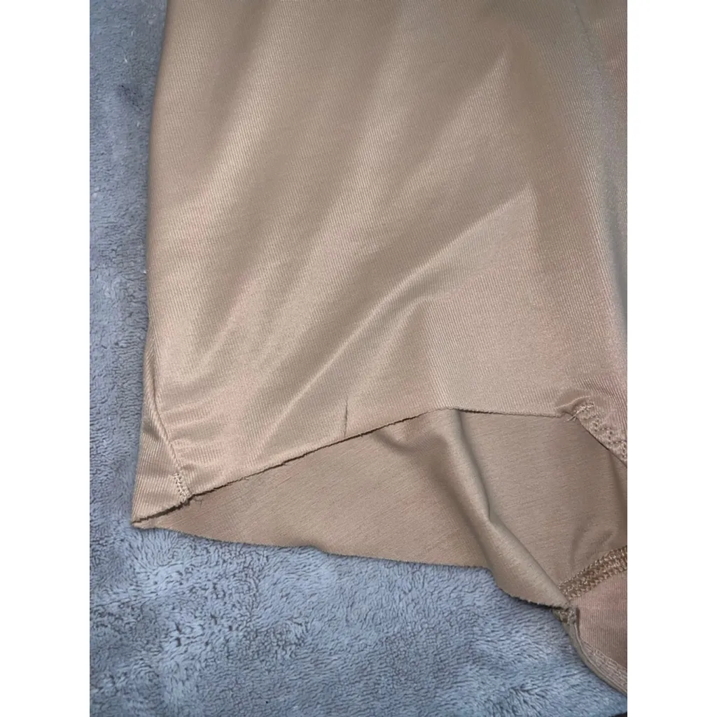Women's Assets by Spanx Nude Beige Shapewear Bodysuit L Tan Size L - Image 4