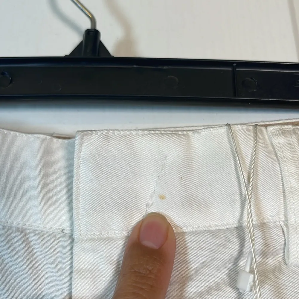 Vince Back Button Pocket Chino White Pants Size 6 NWT #0508-OC - Image 3