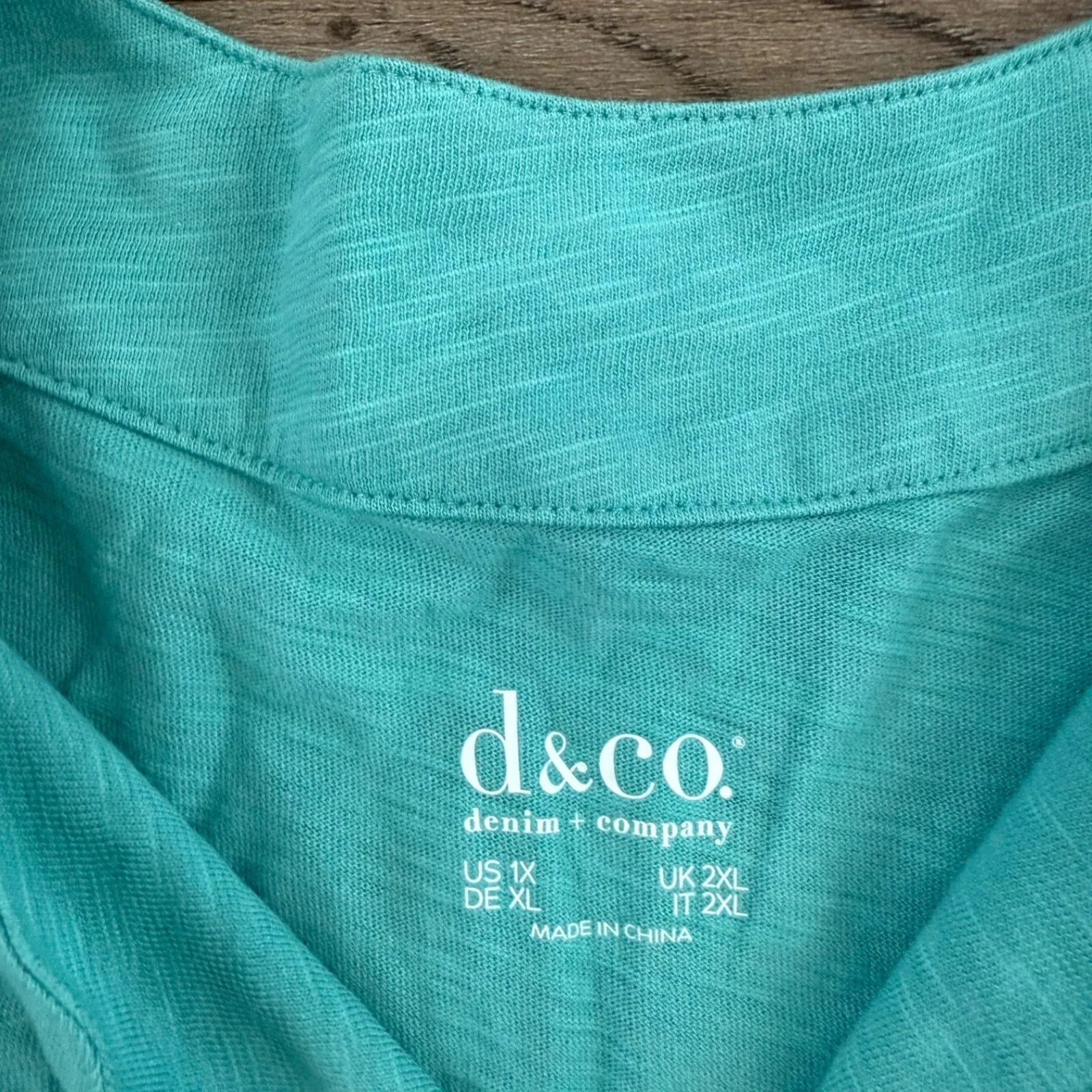 Denim & Co. Linen Blend Split Neck Tank with Picot Trim - Image 7