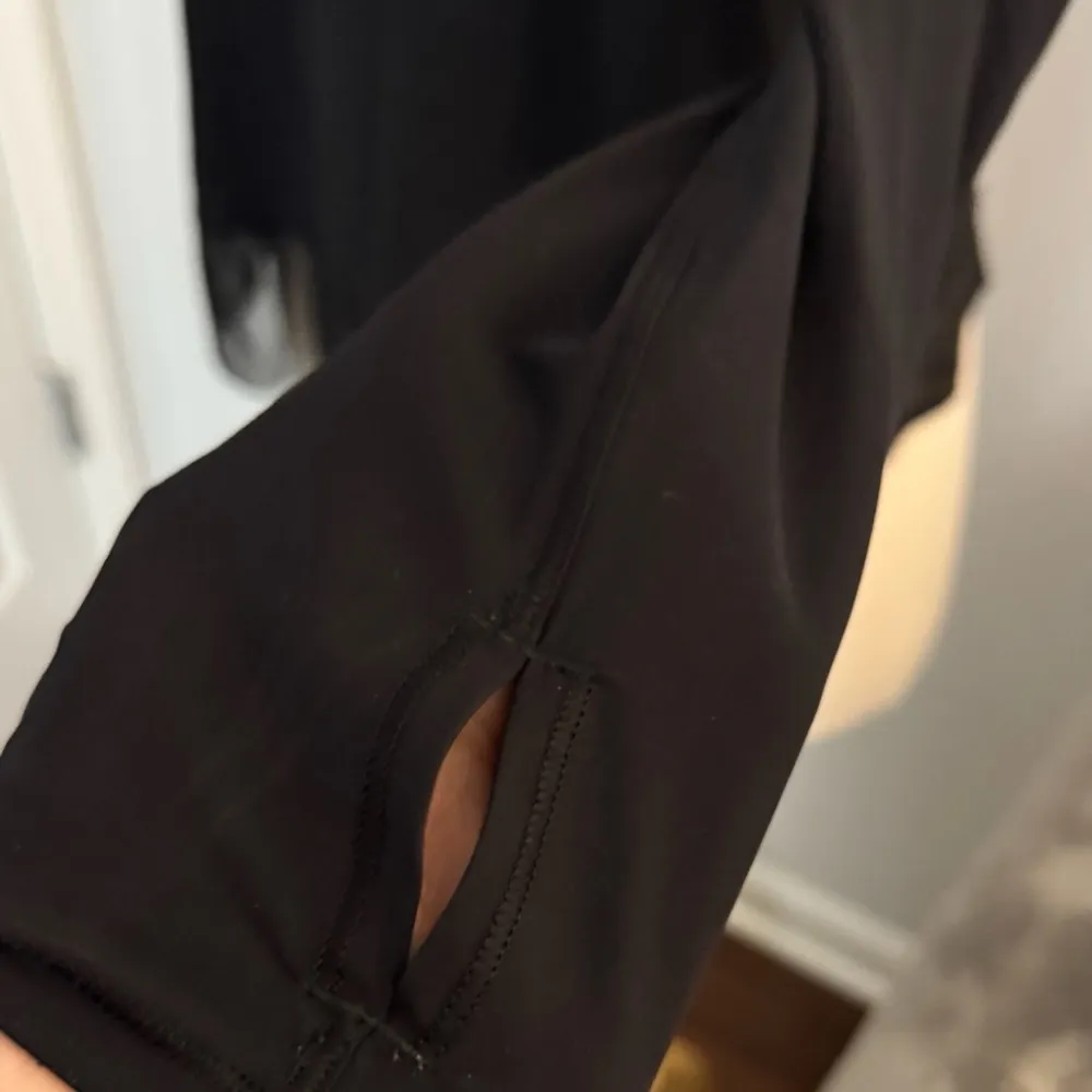 Lululemon RARE Quick Pace Black Long Sleeve Top - Image 4
