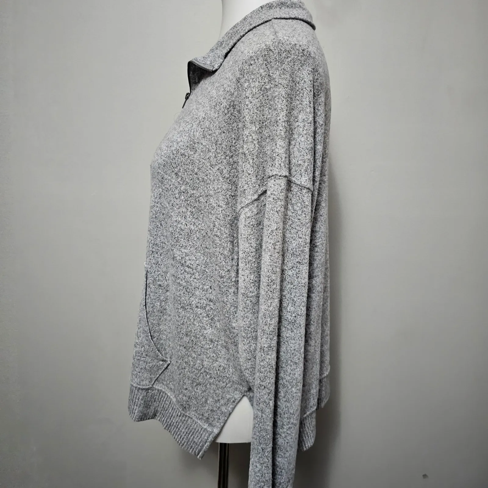 Aerie Gray Heathered Quarter Zip Pullover Sweatshirt Relaxed Fit Size LG Lounge - Image 2
