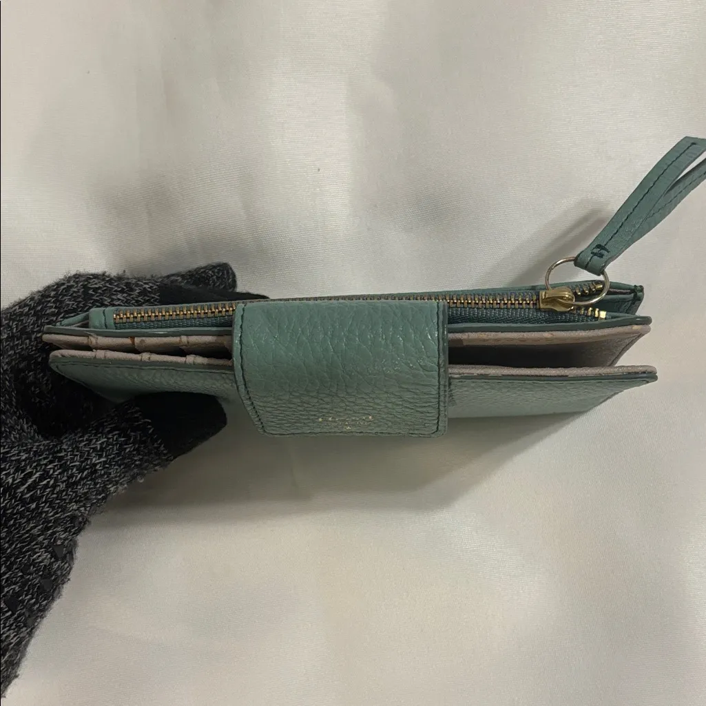 Fossil Teal Leather Wallet Preloved - Image 8