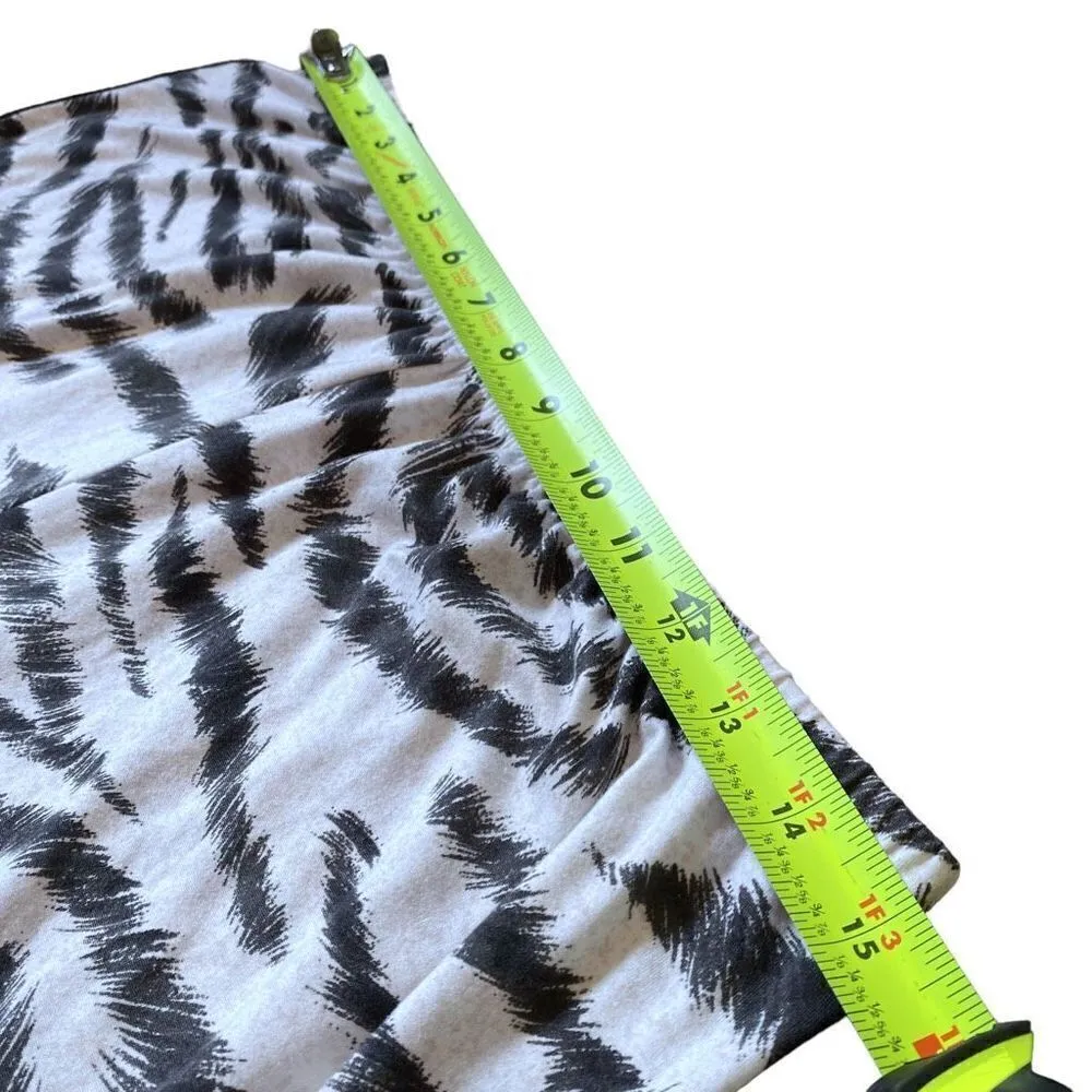 Flora Nikrooz Women’s Zebra Print Pajama Set - Image 14