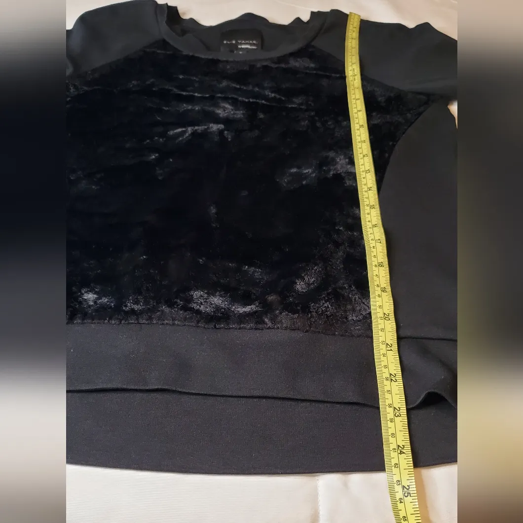 Elie Tahari Nation Black Faux Fur Panel front  Long Sleeve Sweatshirt Size:S - Image 5