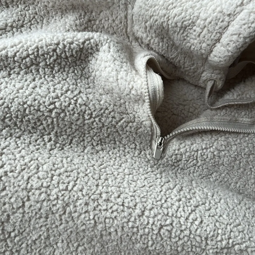 Athleta Sherpa Hoodie - Image 3