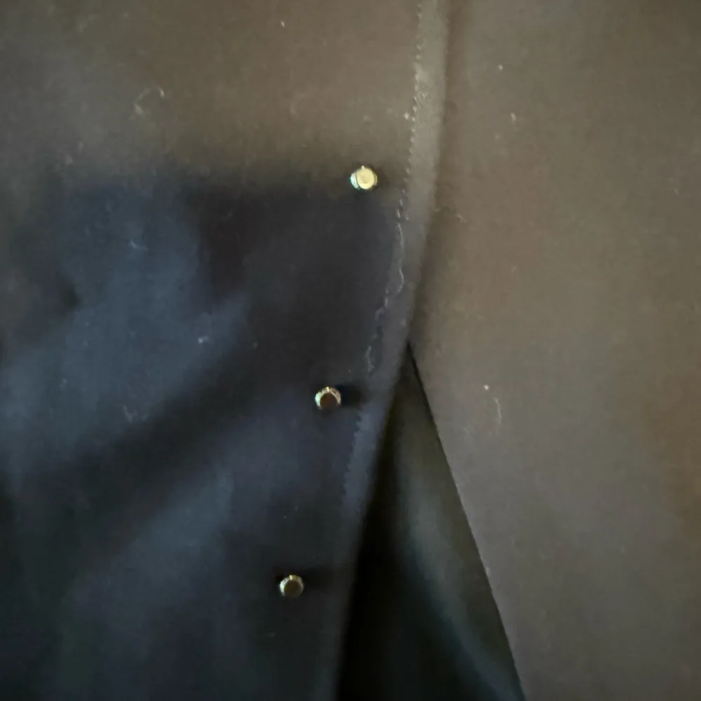 Limited Elegant Black Dress with Studded Detail Effortless noir essentials - Image 2