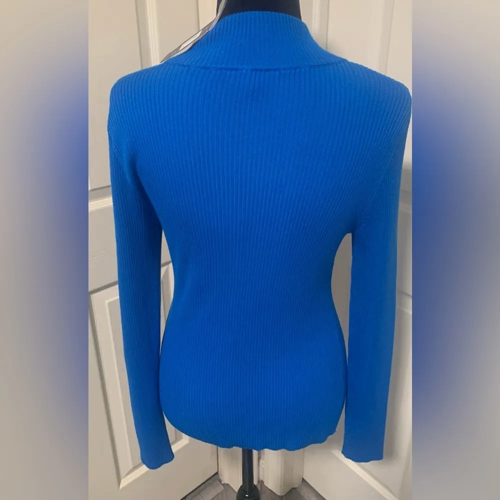 NWT INC Keyhole Mockneck Shirt/Light Sweater - Image 3