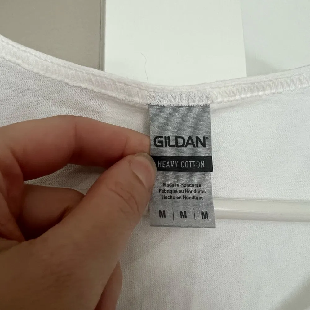 Gildan PAWZ  White Fitted Sleeveless Tank Top - Image 2