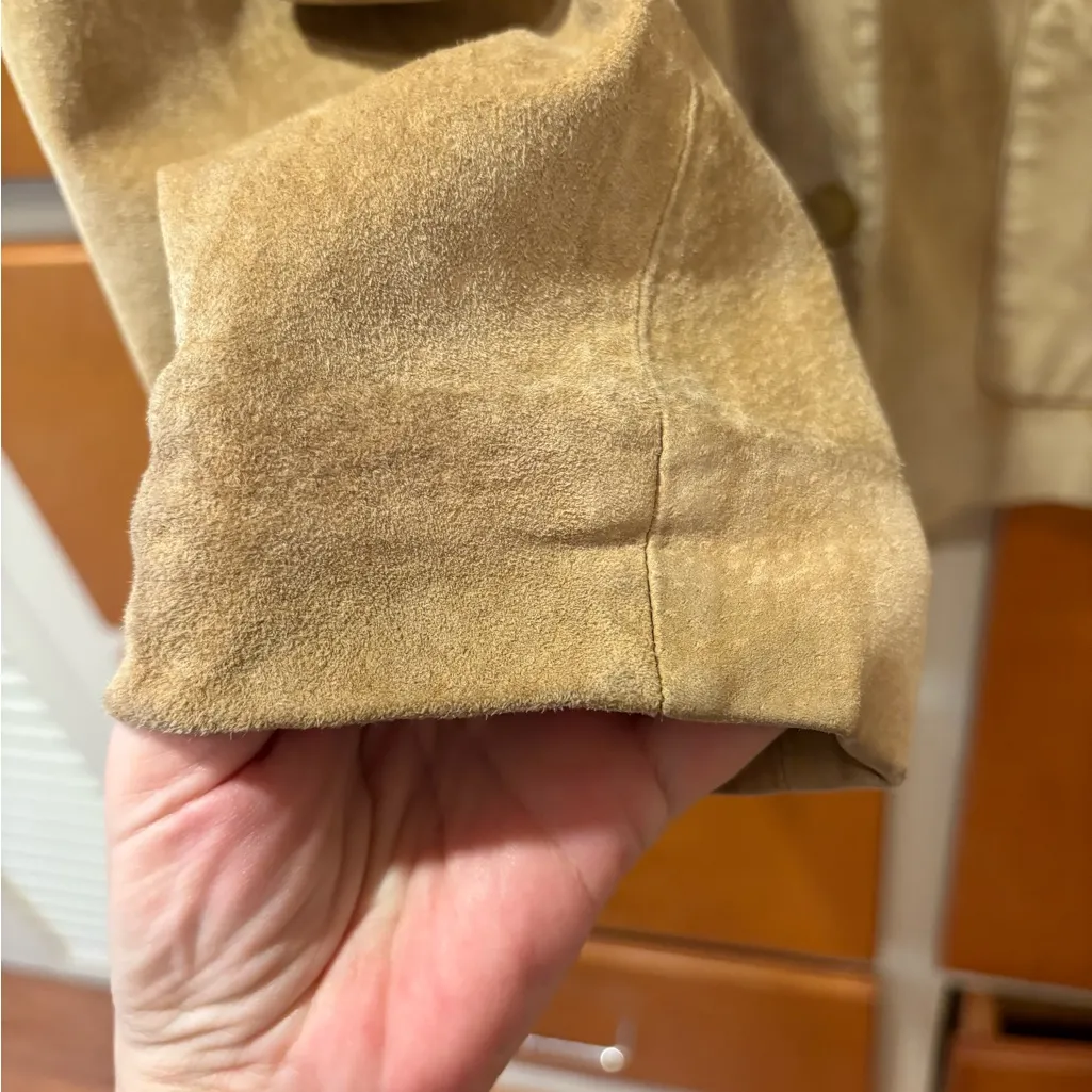 Eddie Bauer Women's Beige Suede Jacket Medium - Image 7