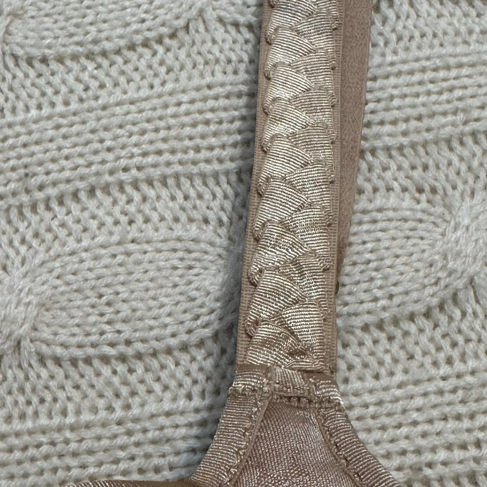 NEW Chantelle Underwire Bra sz 38D Chantelle Courcelles 6797 Spacer T-Shirt bra - Image 8