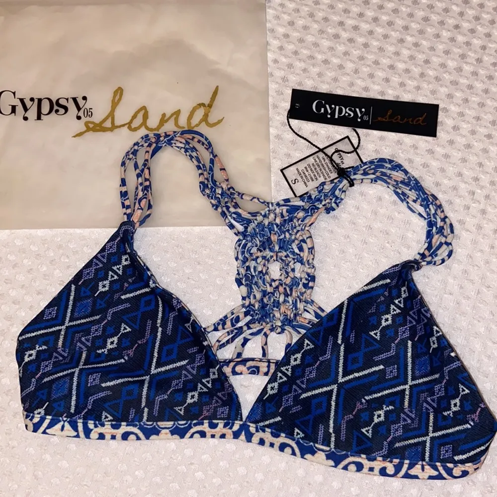 NEW! GYPSY 05 SAND Bikini Size Small Crochet Racerback Top Blue Multi Tile Print - Image 5